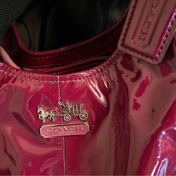 Pink coach bag pre owned good condition - Picture 2 of 5